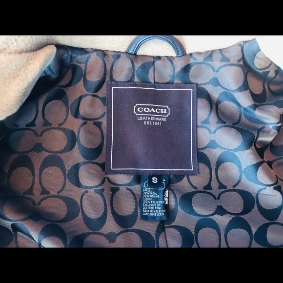 Coach Coat - Picture 2 of 4